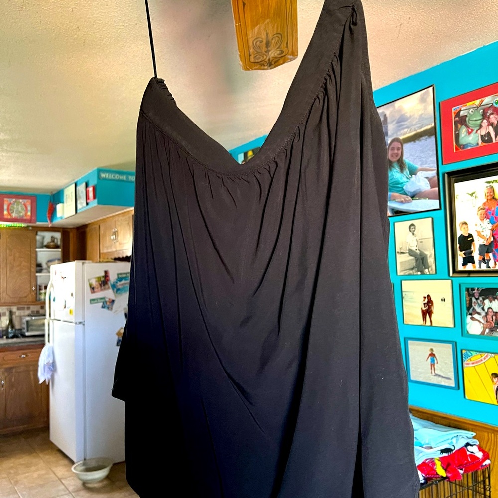 Elegant Black one shoulder top size medium. Washed never worn!